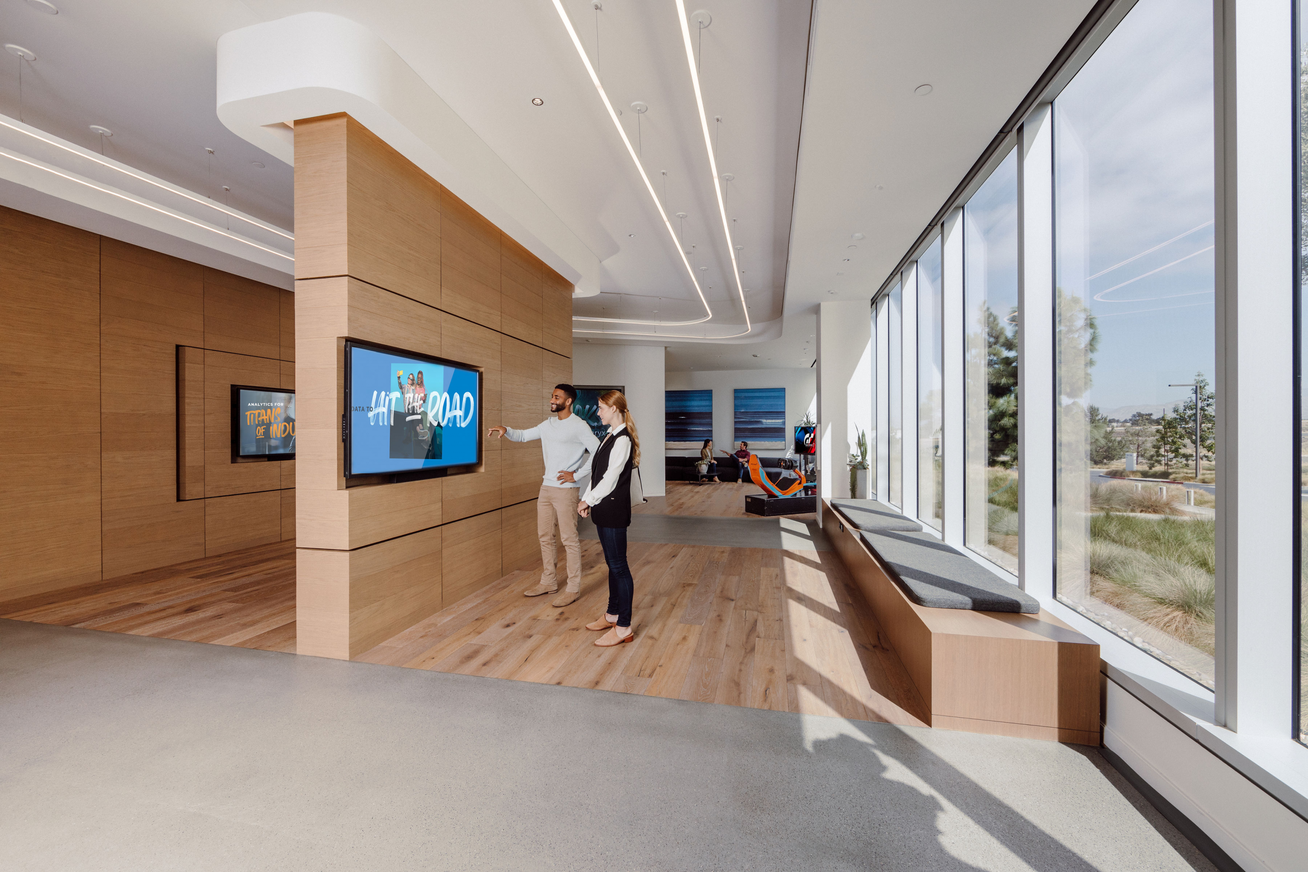 Space - Alteryx Experience Center - Schedule a briefing, and experience analytics for all.